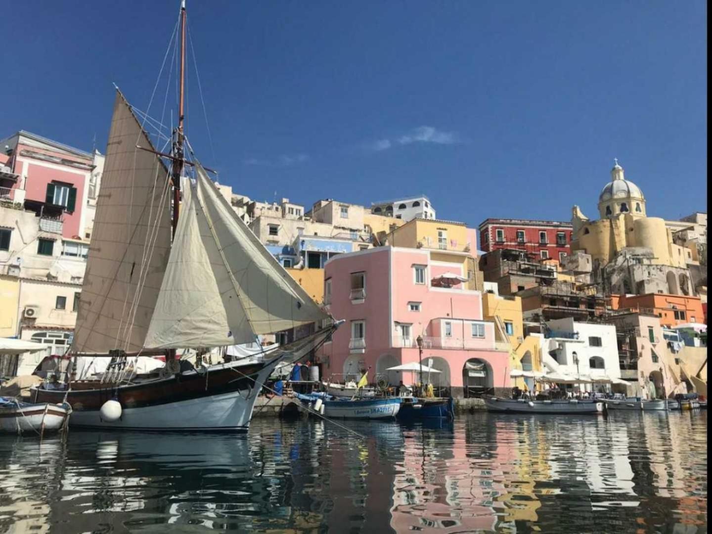 Palazzo Palumbo Hotel Procida Exterior photo